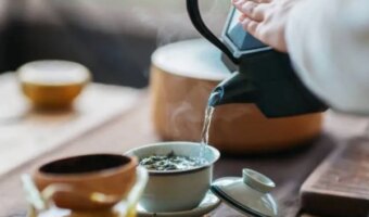 9-best-teas-for-soothing-stomach-pain-2
