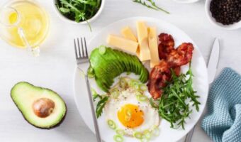 12-super-light-and-quick-ideas-for-keto-breakfast